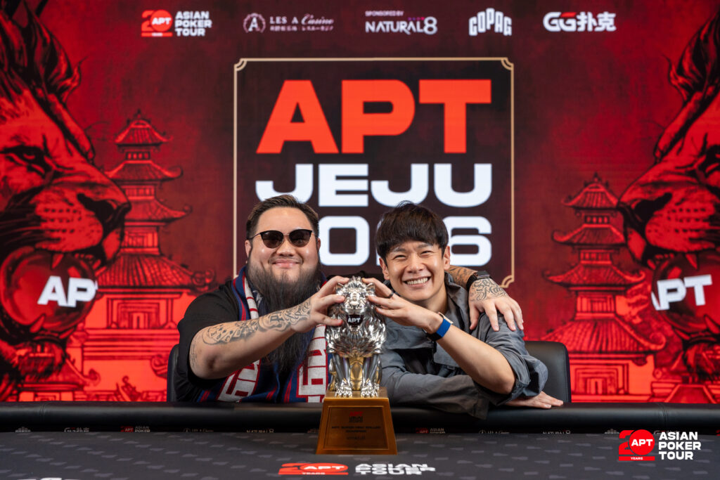 Teeraphat Rangkatekarn (left) and Calvin Lee (right)
