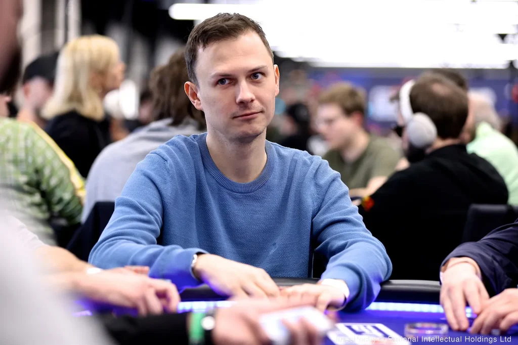 Dominik Panka (credit: PokerNews photographer Jules Pochy)