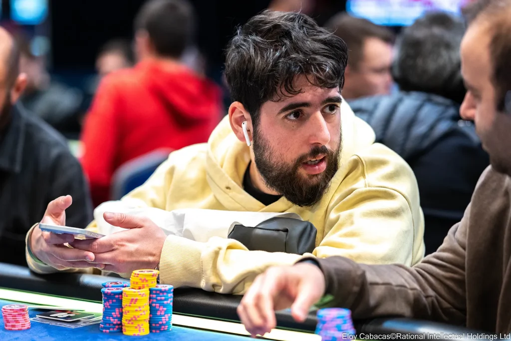 Maher Nouira (photo credit: PokerNews photographer Eloy Cabacas)