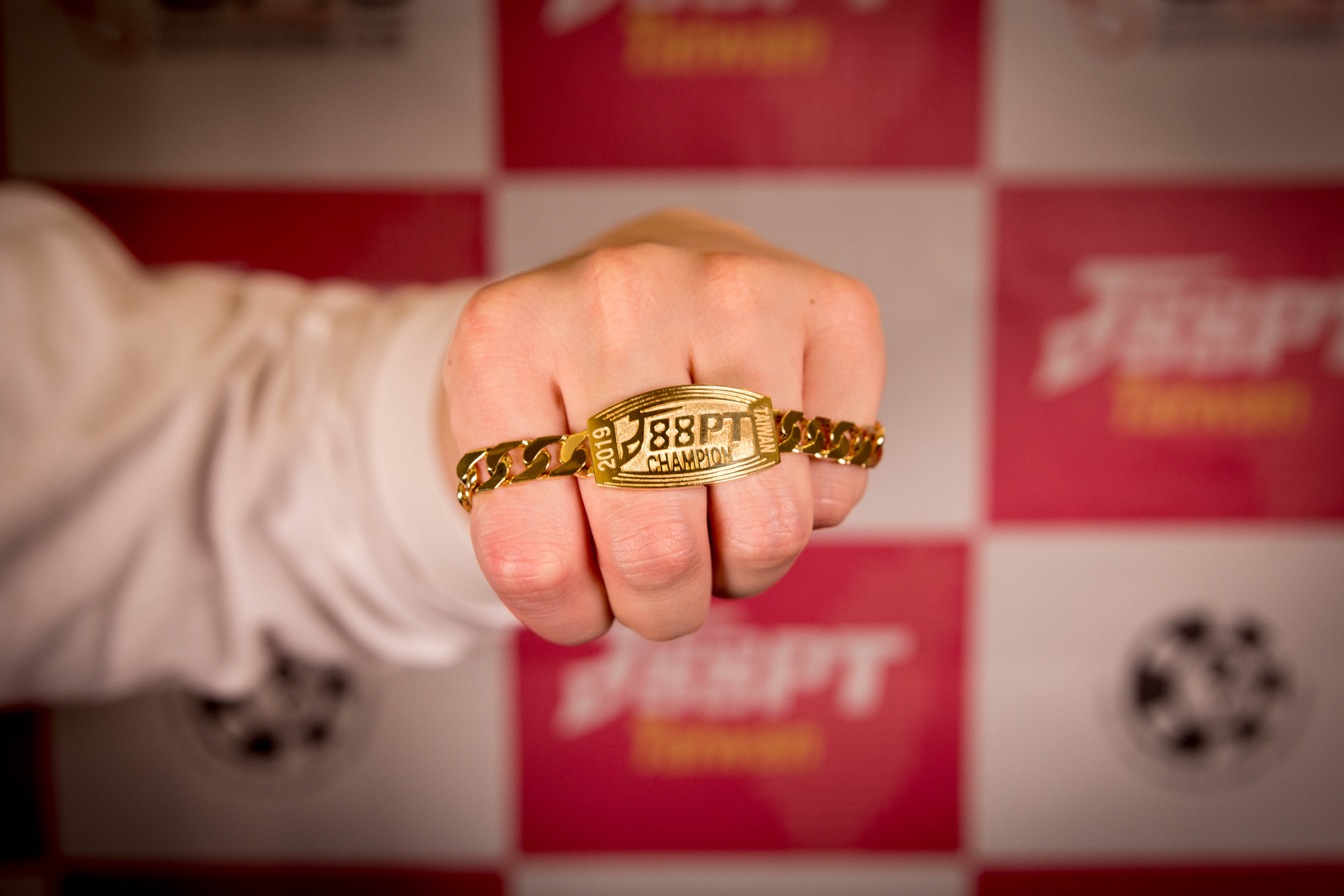 J88PT Champion’s Bracelet