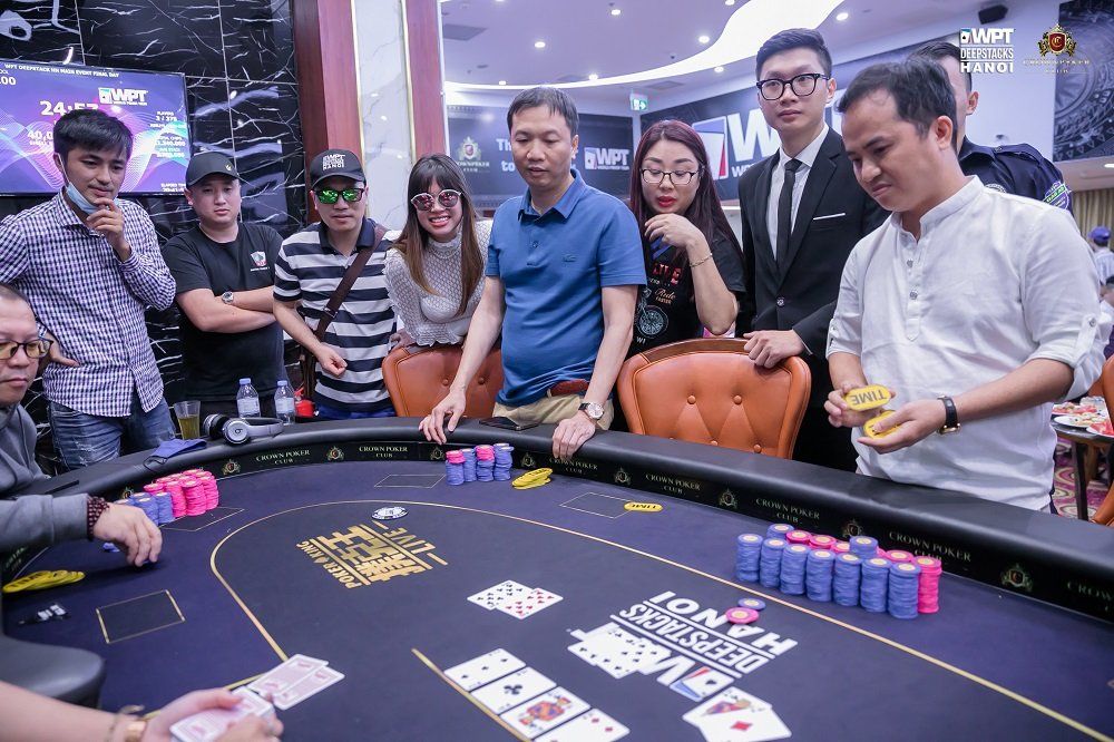 Final Table Action