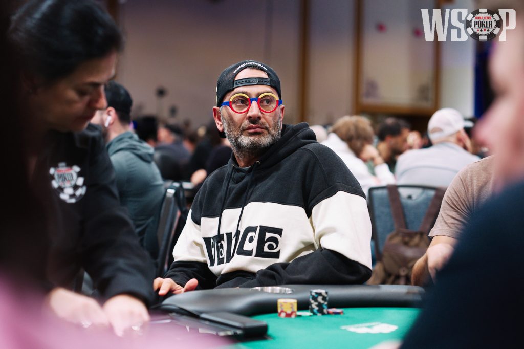Antonio Esfandiari