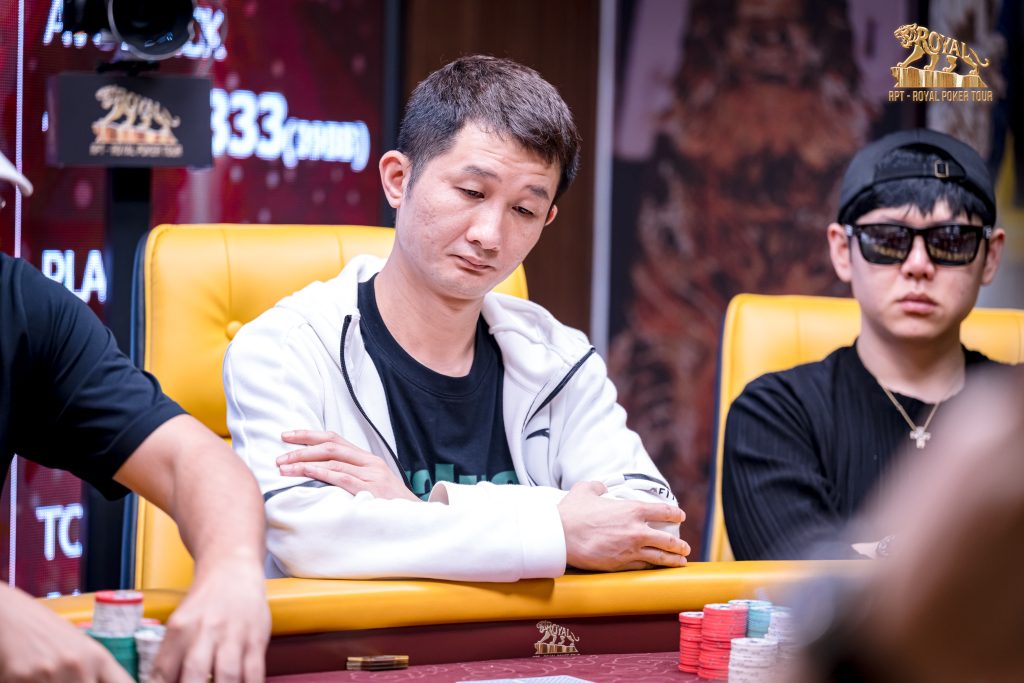 Xiaobin Zheng
