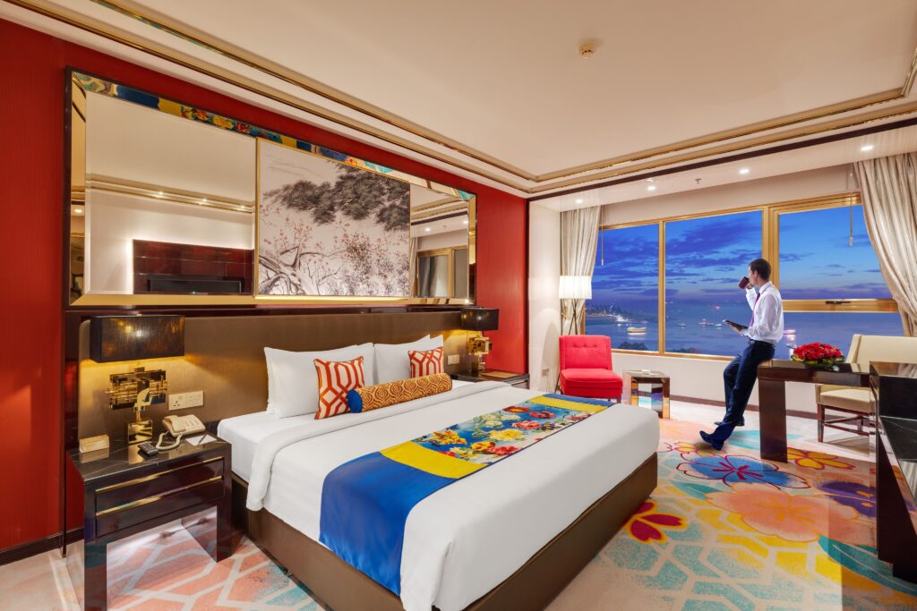 Nagaworld 1 Deluxe Room