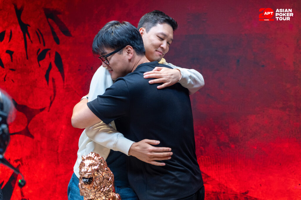 Jun Li and Chang Hwan Lee