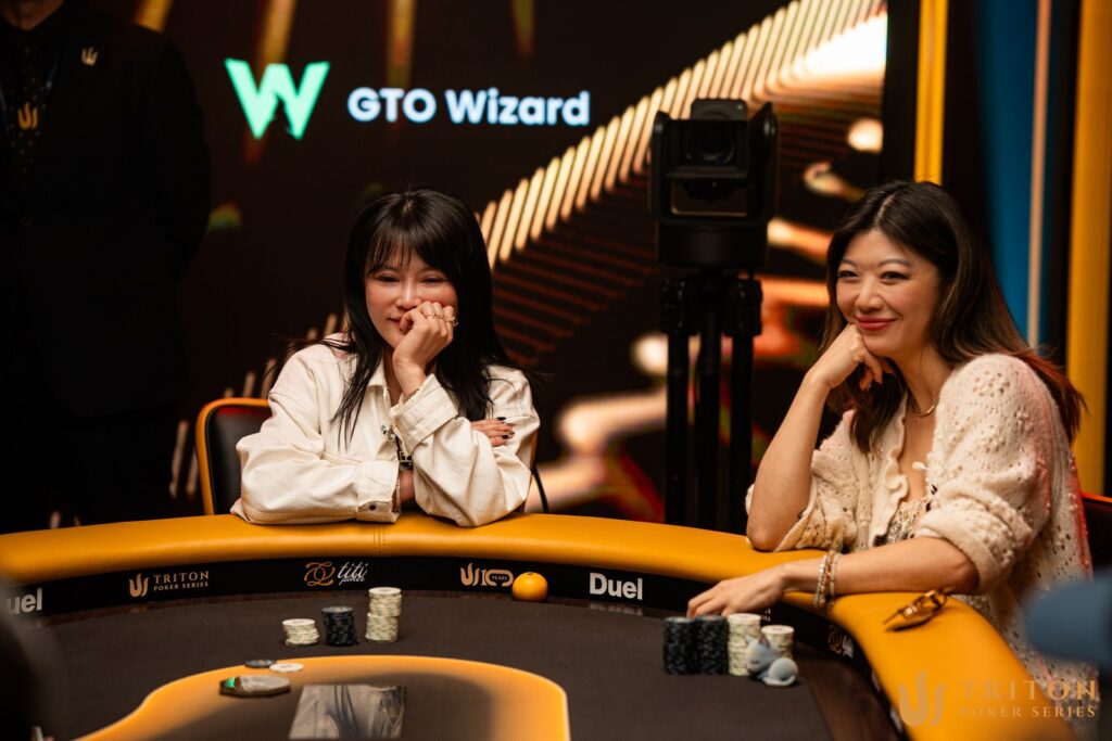 Meng Ling Lin (L) - Xuan Liu (R)