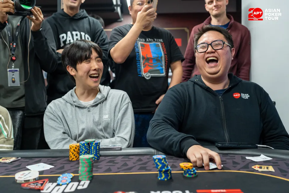 Suhwan Kwon (left) & Grant Wang (right)