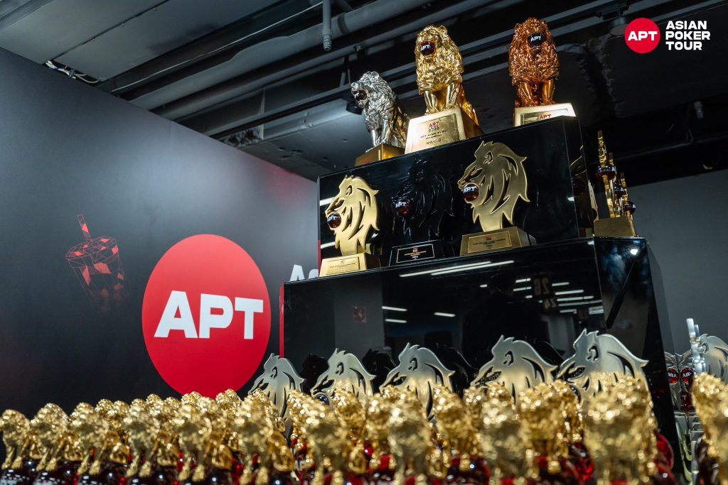 APT Taipei 2025 trophies - Photo by APT