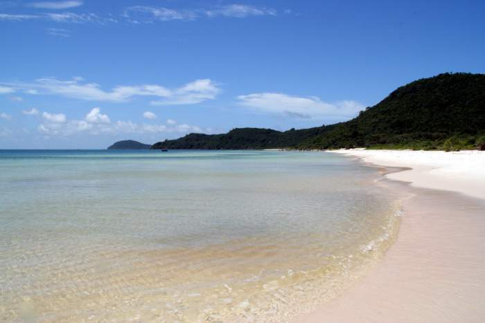 Vietnam lifts casino ban for locals under strict conditions