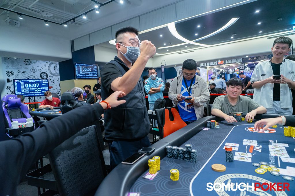 Ko Chia Hsiang celebrates at TMTC Main Event Day 2