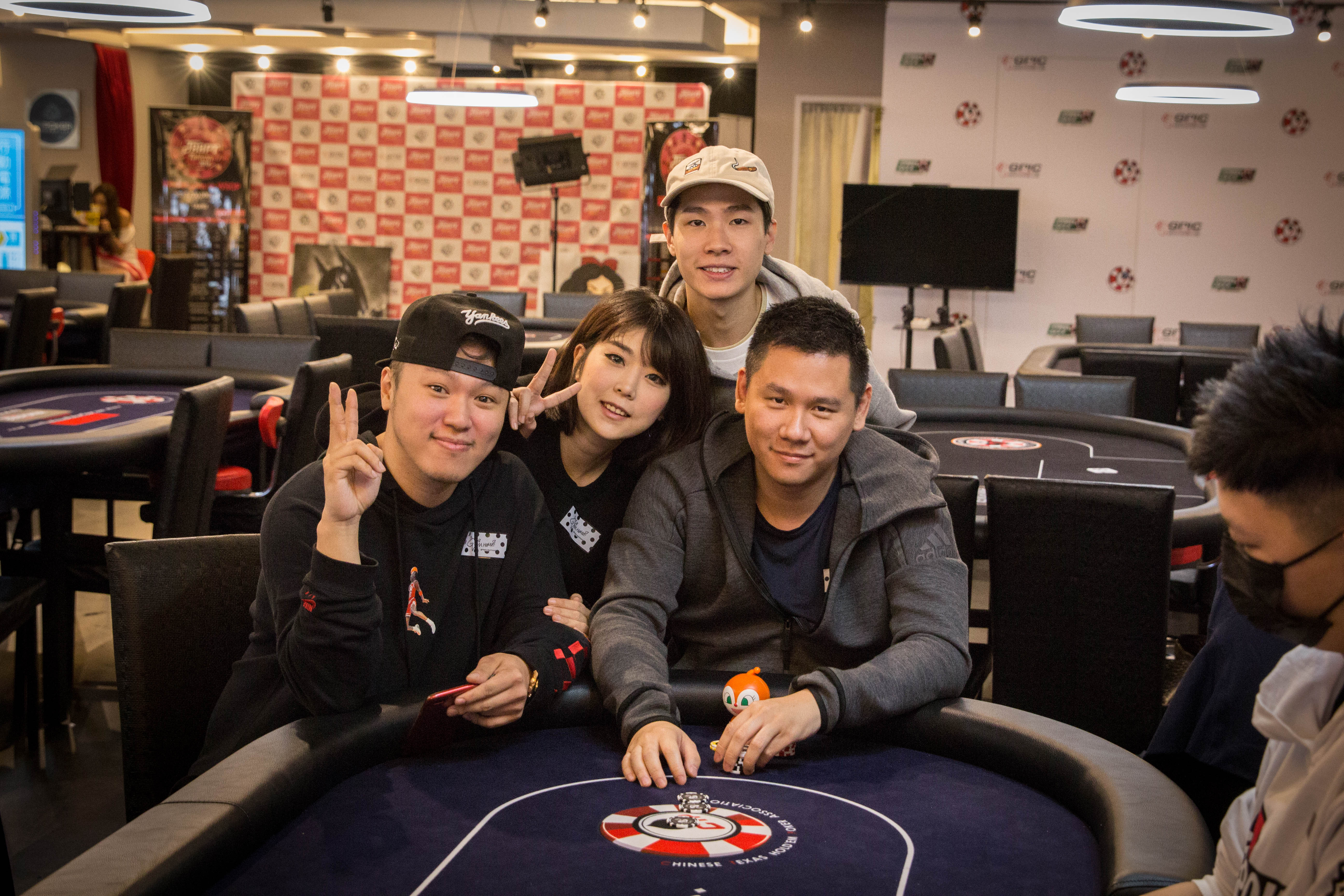 Team Mahome – Anson Wong, Wei Ning Ma, Patrick Liang, Leung Chung Kit Rico (behind)