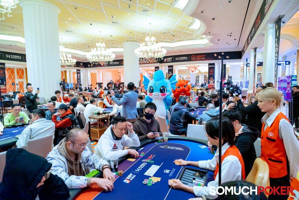 Jeju Poker Festival: Yong Li and Qidong He Top Red Dragon Championship Heats