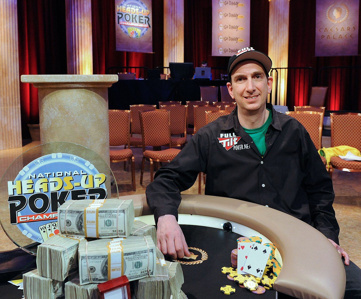 Erik Seidel at the 2011 NBC National Heads-Up Poker Champion. (Image from flipchip / LasVegasVegas.com / Wikimedia Commons)