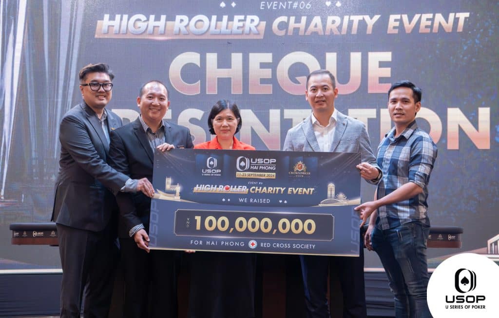 USOP-Hai Phong “High Roller Charity Event” Cheque Presentation-From left: Mr. Erique Tan, Vice President of USOP; Mr. Paul Lee, Chief Marketing Officer of USOP; Ms Phạm Thị Hoà, Vice President of Hai Phong Red Cross Society; Mr. Tobias Bui, Founder of Crown Poker Club; Mr. Nguyễn Tiến Thành,Co-Founder of Crown Poker Club