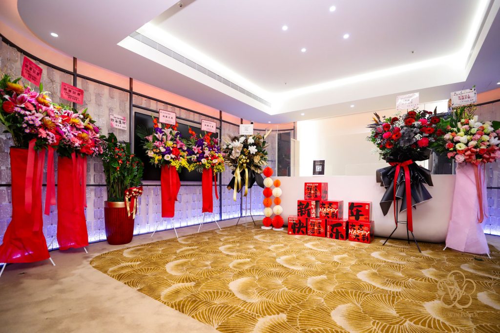 Win Win Poker - Flower Donations
