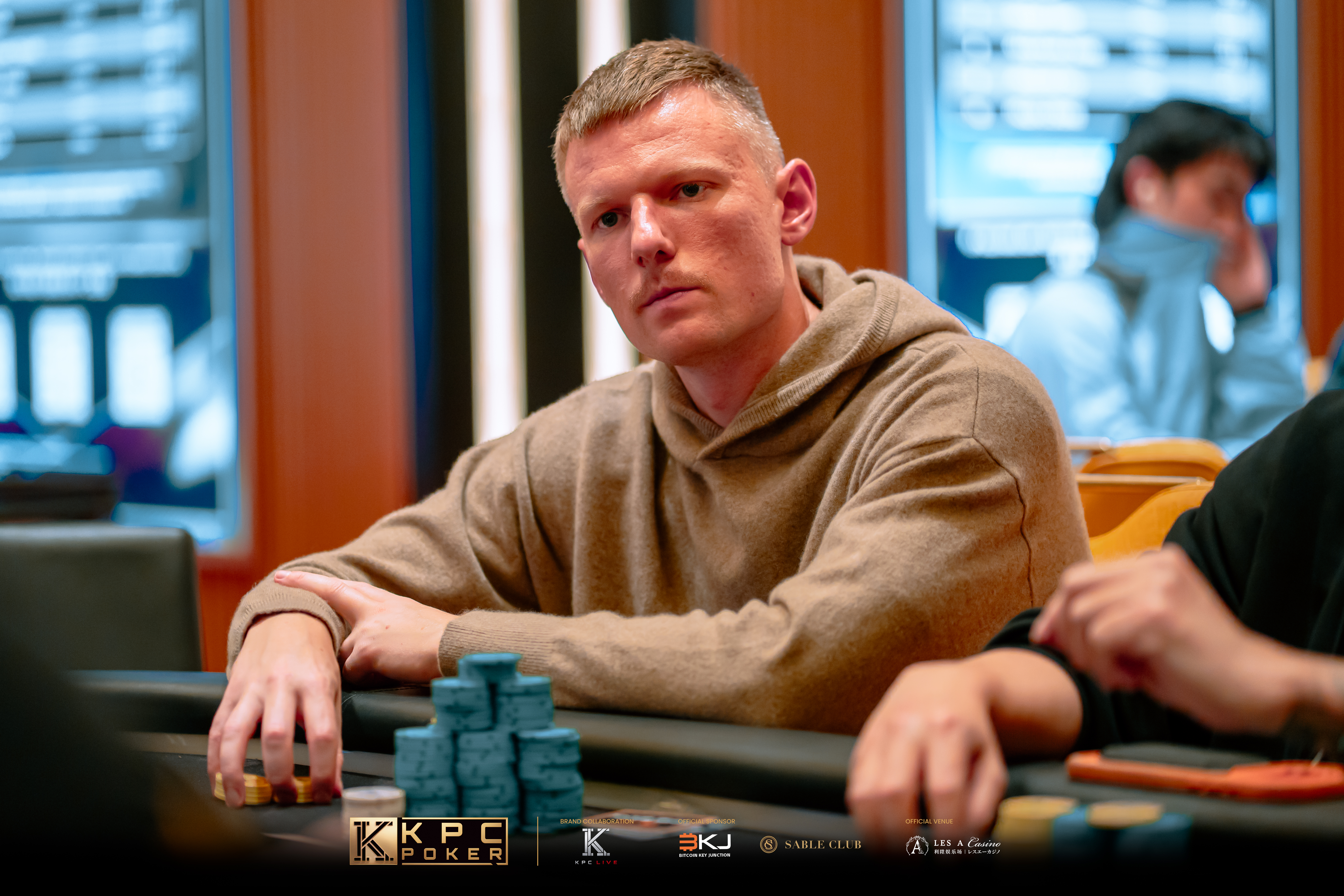 Zhi Ye Defeats Nevan Chang to Take 20K Crown Hunt as Lei Li Wins Monster Stack