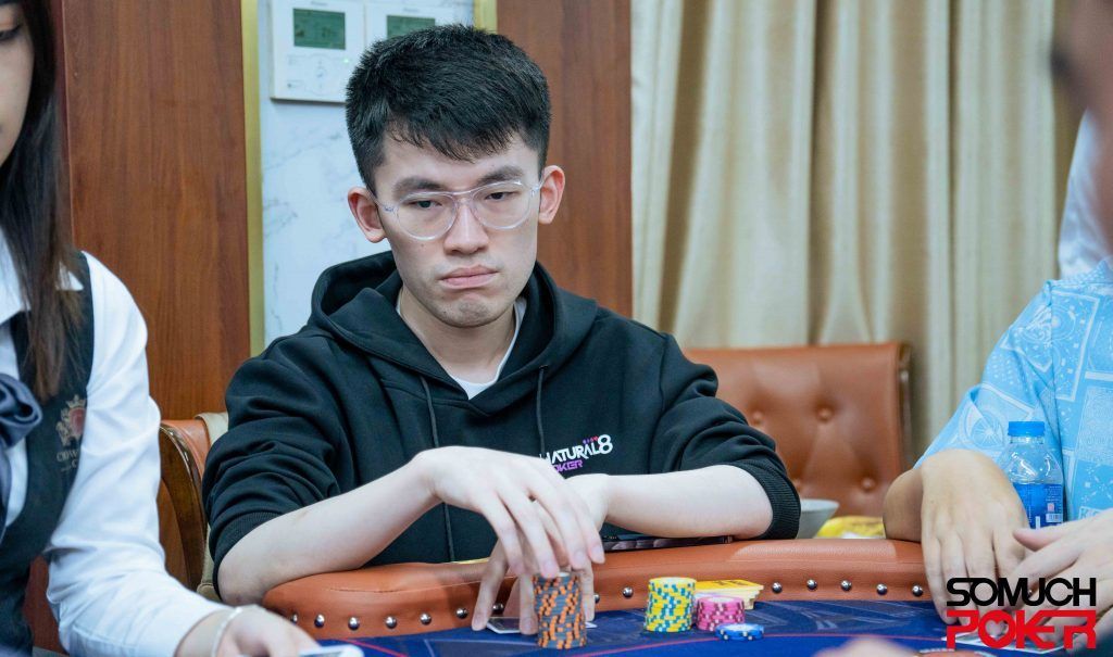 Yinan Zhou