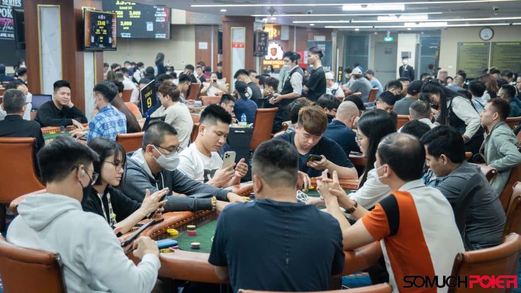 Mini Main Day 1C field