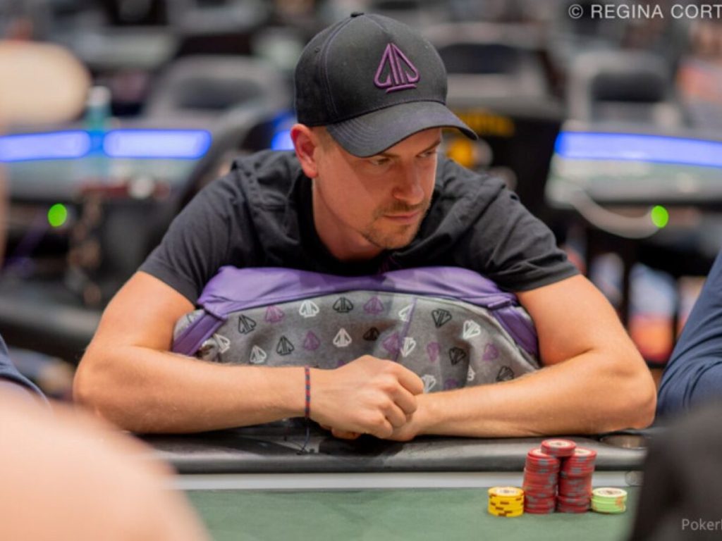 Viktor Blom had a successful WSOP, wearing Phenom gear throughout the whole event