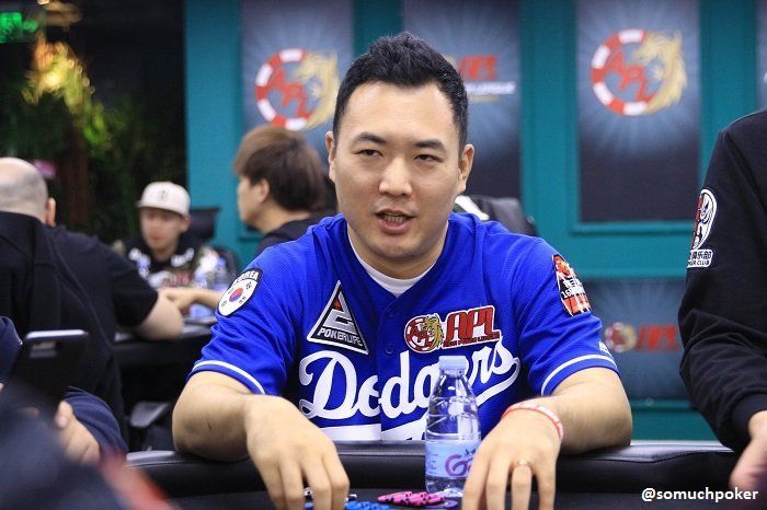 Many notable pros survive APL Main Event Day 2; Canlin Chen in the lead