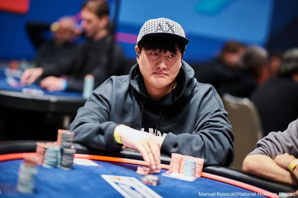 Gab Yong Kim (credit: PokerNews photographer Manuel Kovsca)