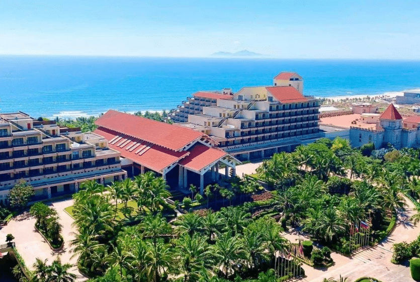 Photo credit: Crown Plaza Hotel