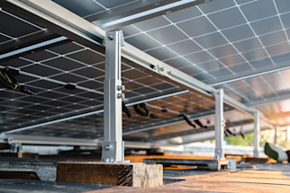 solar_power_plant_with_galvalume_steel_mounts