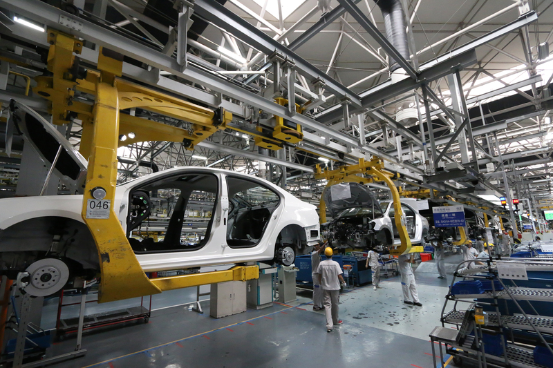 Car_Assembly_Plant_in_Chengdu,_China_-_September_19,_2014._Chengdu_economic_growth._State-level_economic_and_technological_development_zone_of_Chengdu.