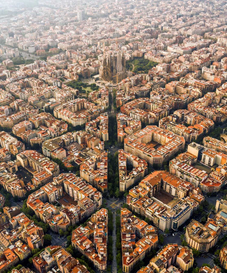Discovering Barcelona: A Journey Through Catalonia's Crown Jewel