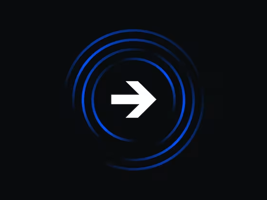 White arrow on dark backgroudn with a circle sorrounding it