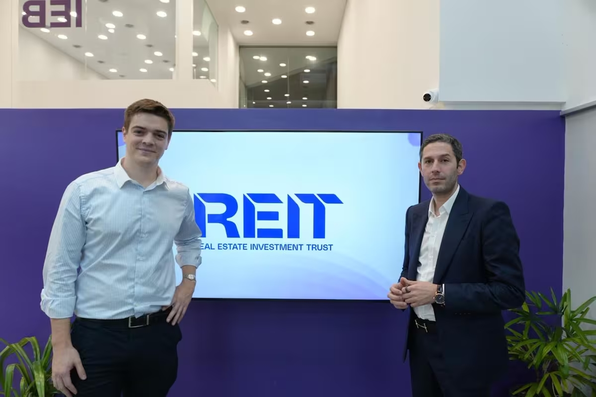 Beltran Briones inició un REIT.