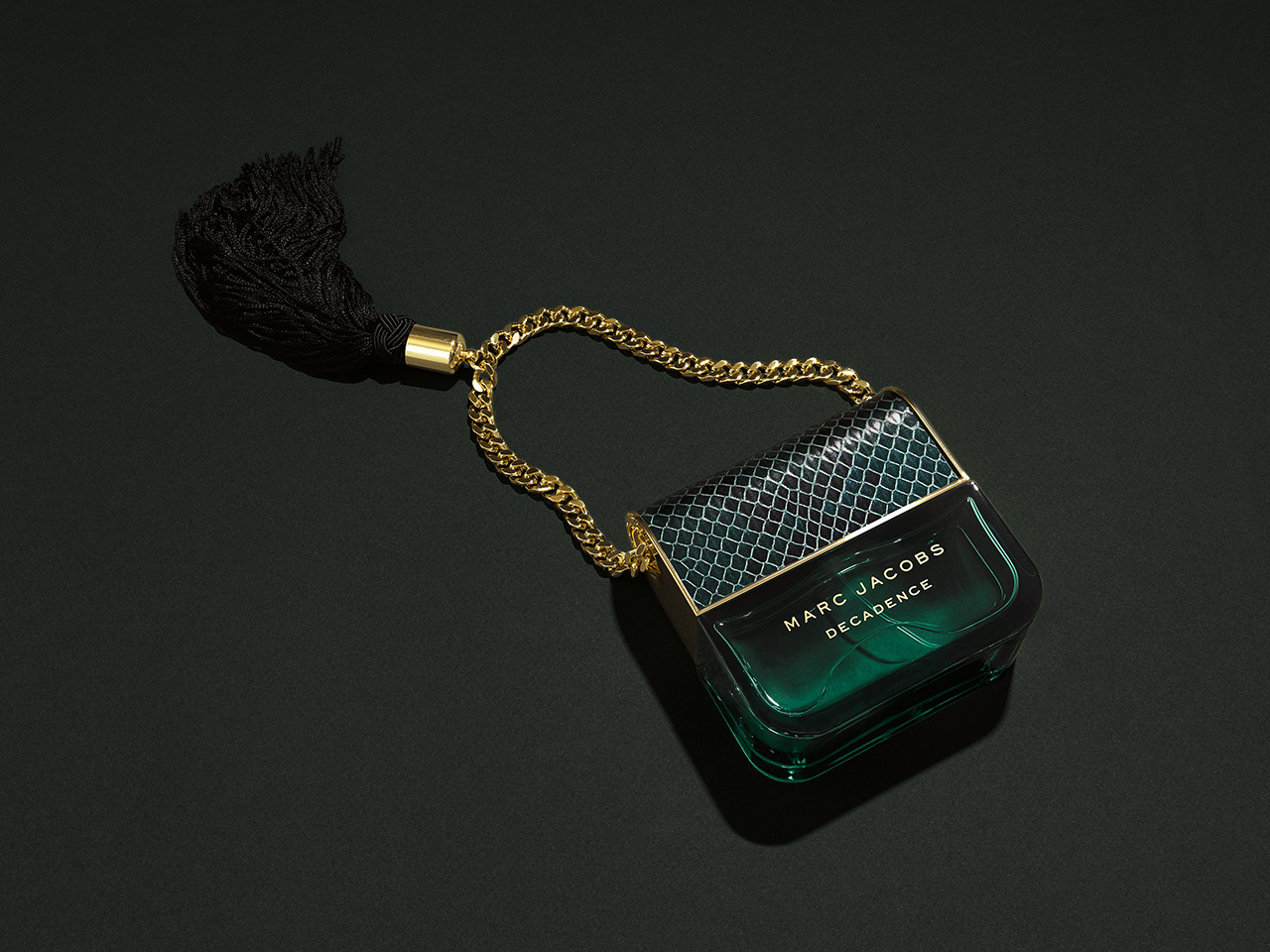 Marc Jacobs's Upcoming Handbag-Shaped Fragrance Is the Literal Definition  of Decadence