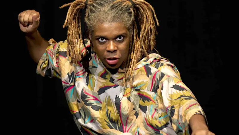 sv-espectacle-no-es-pais-para-negras