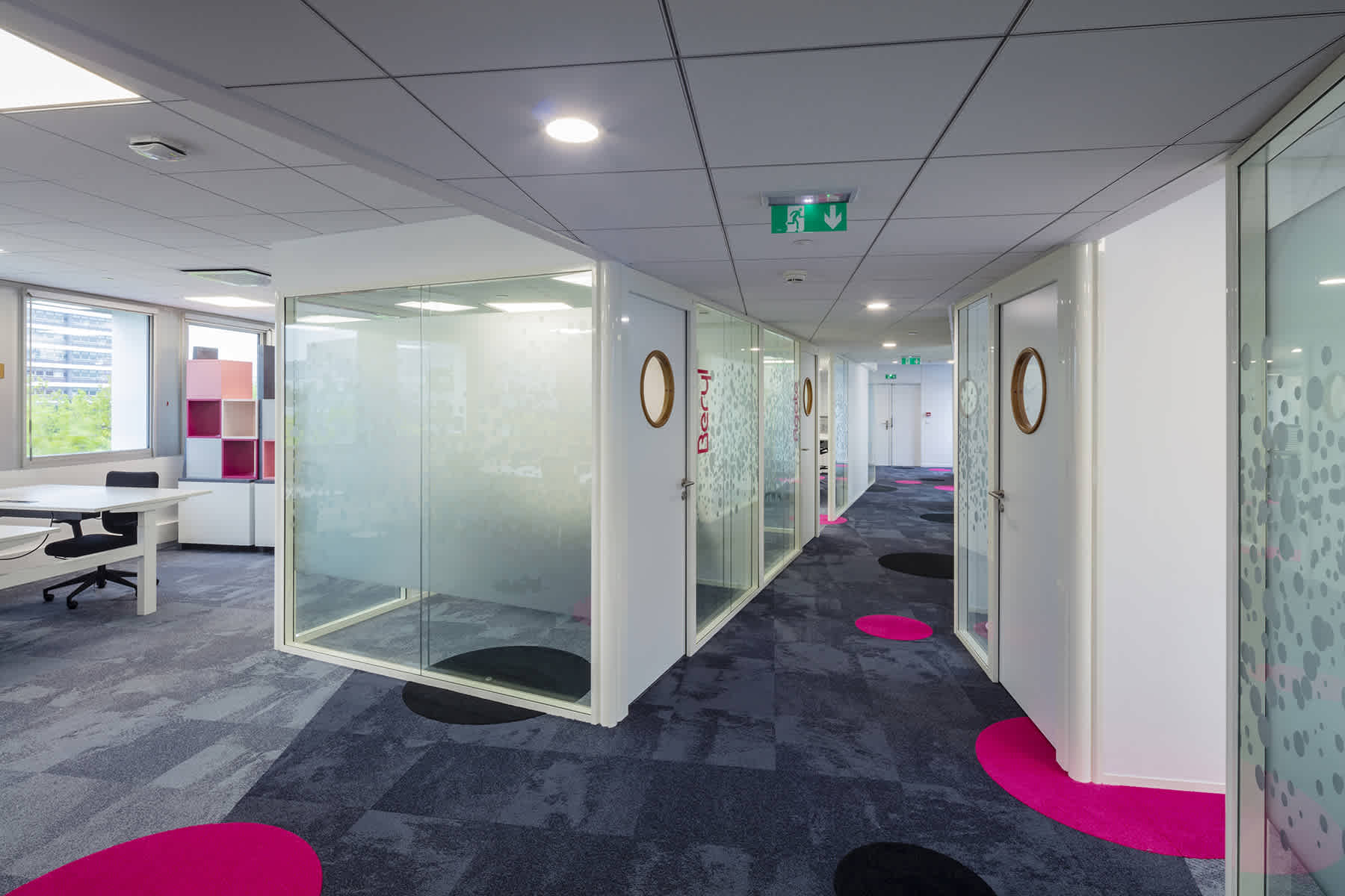 cloisons-partena-nokia-nozay-33 SLIDE