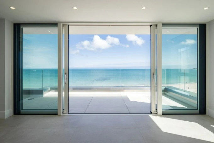 The Beach Apartments, Jersey