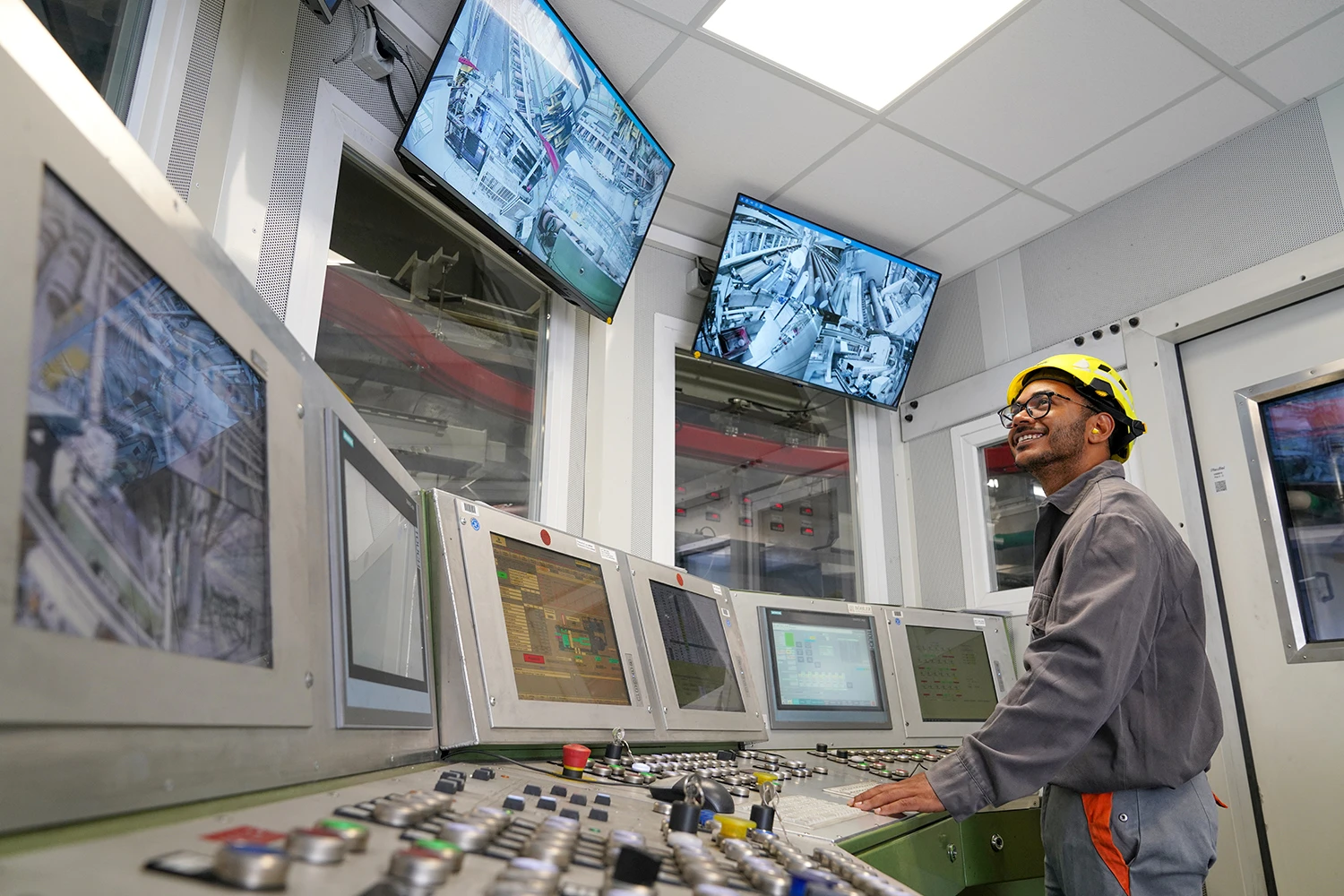 贝伦贝格型材挤压厂