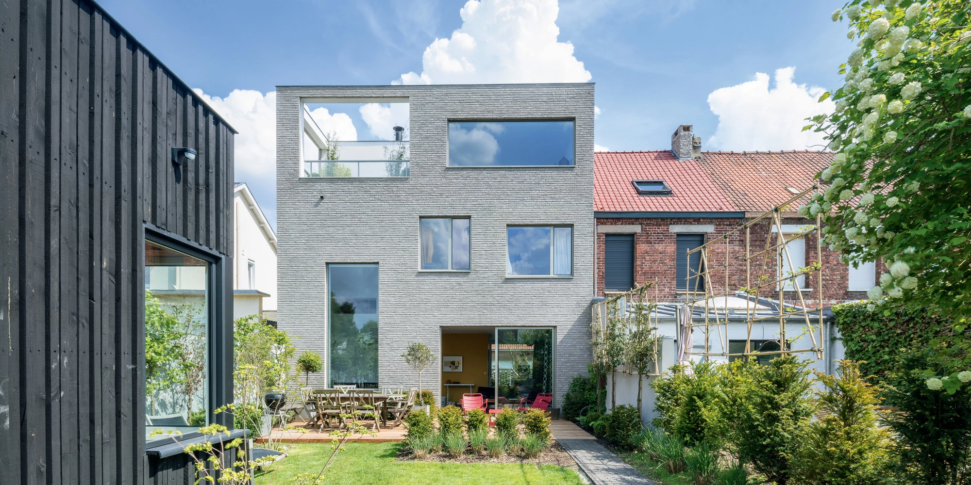 Maison Toi à Villeneuve-d’Ascq : une villa urbaine façonnée par la lumière