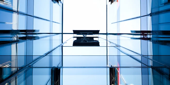 Structural glazing façade