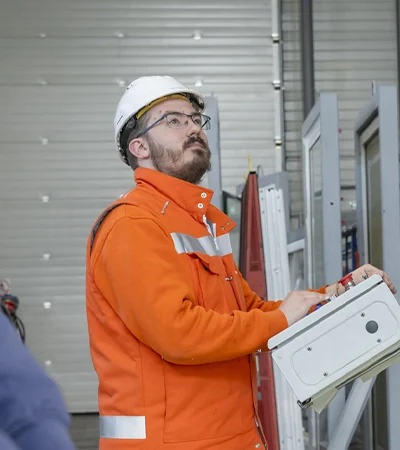 PH TEC Offres-d-emploi FR-fr Technicien-centre-d-essai