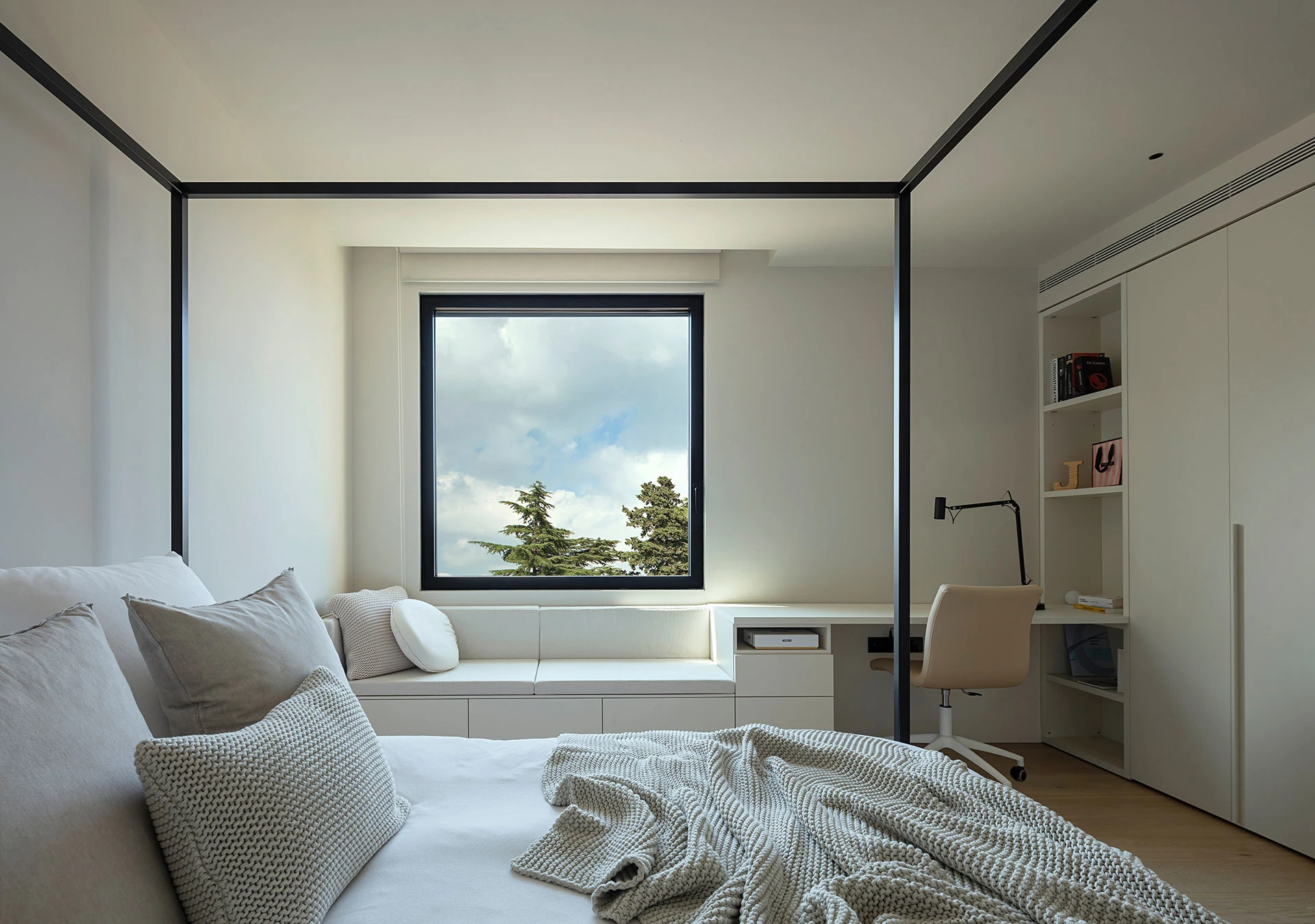 PH_PRE_SOLEAL window_Casa_Gesep_La_Garriga_Barcelona_Spain_06_en-en