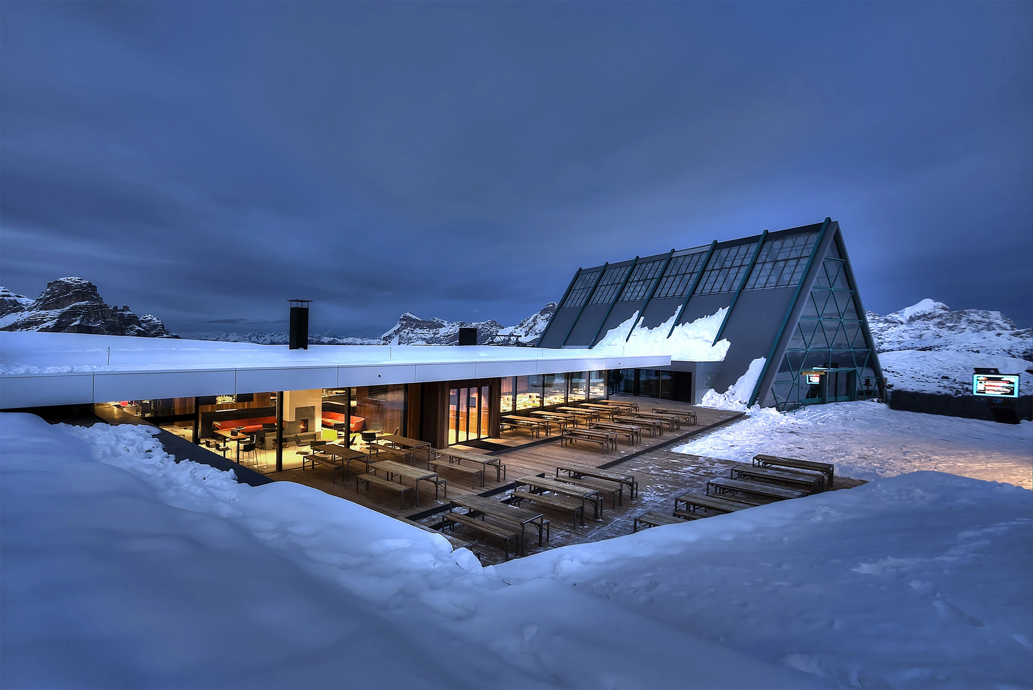 Alpine Lounge Rifugio Piz Boè