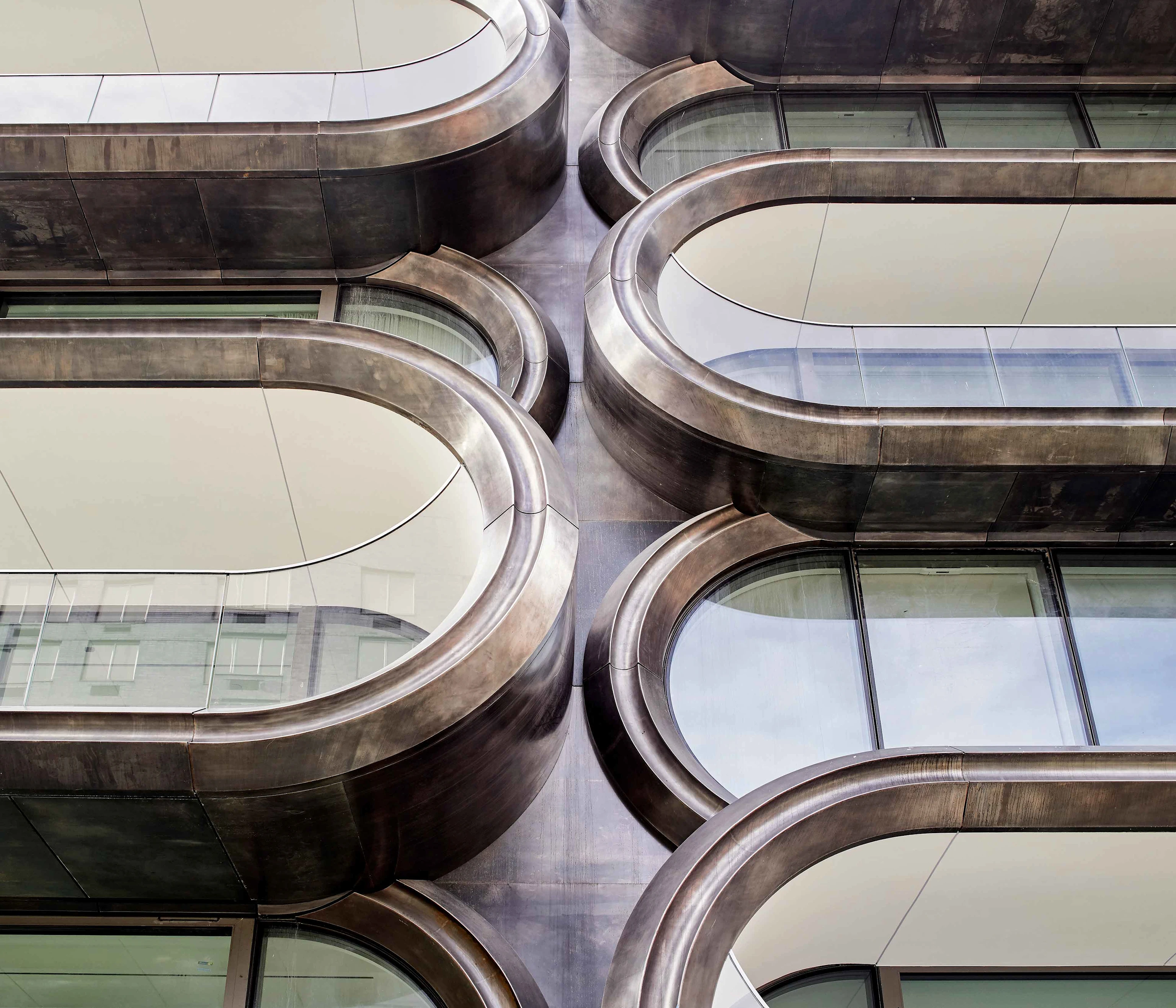 纽约西28街520号