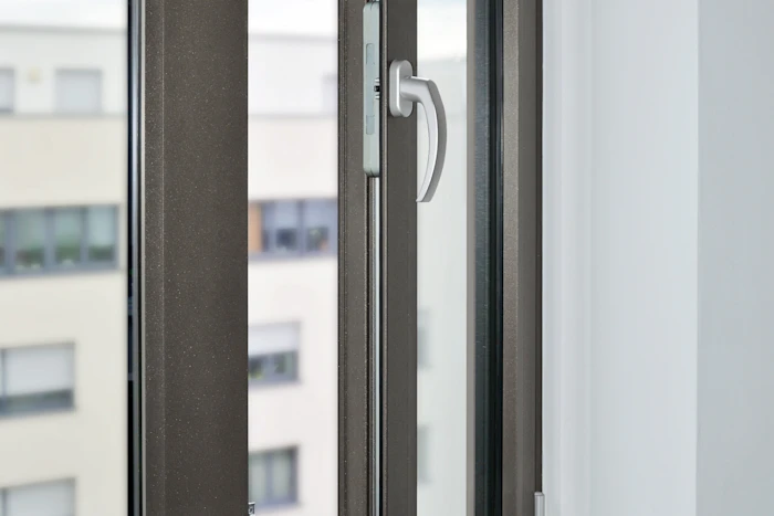 Limitatore di apertura