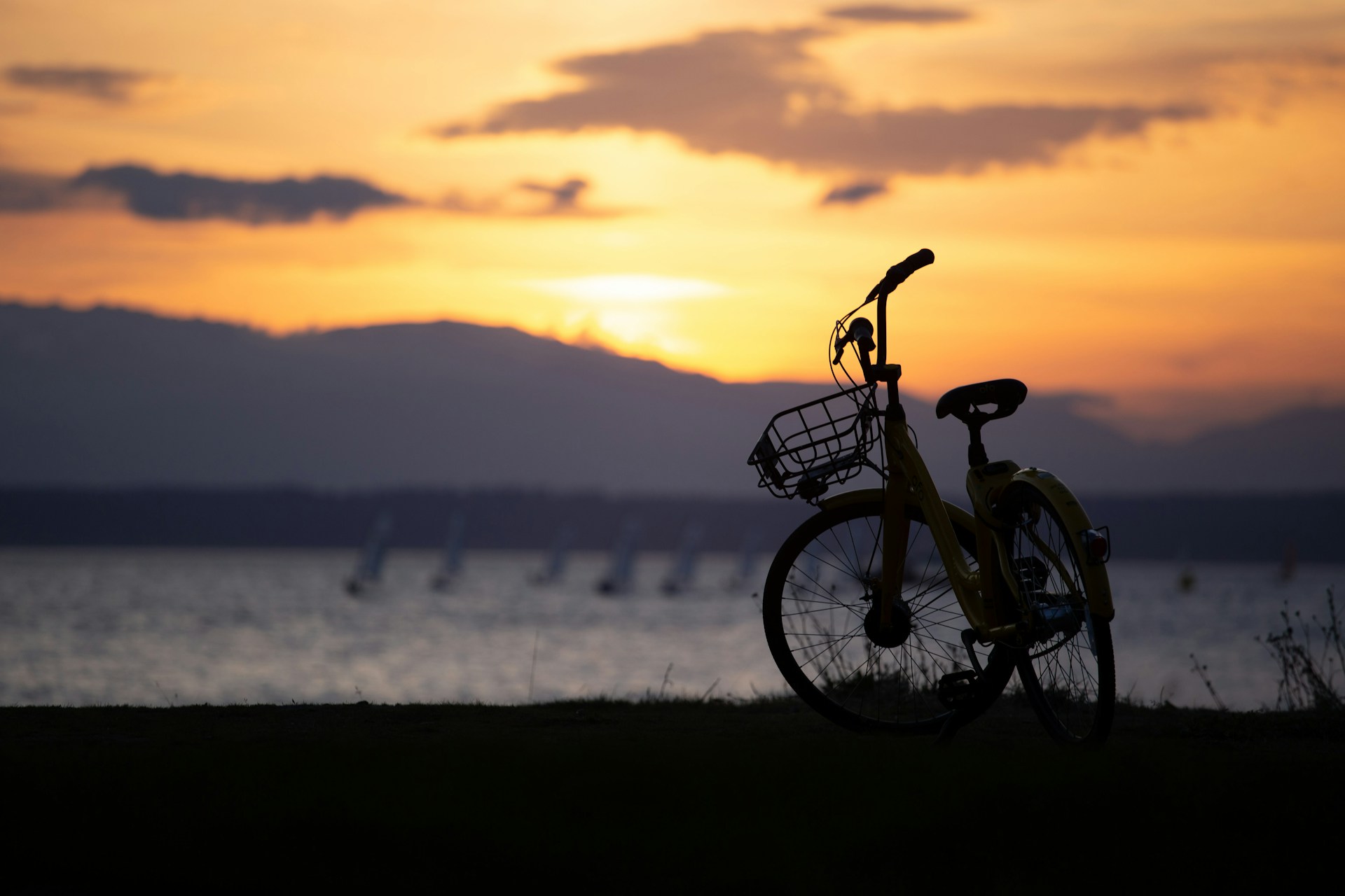 seattle-biking-sunset