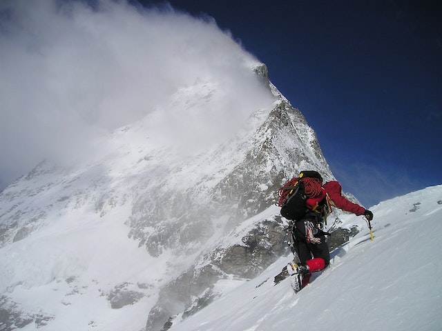 Man mountaineering