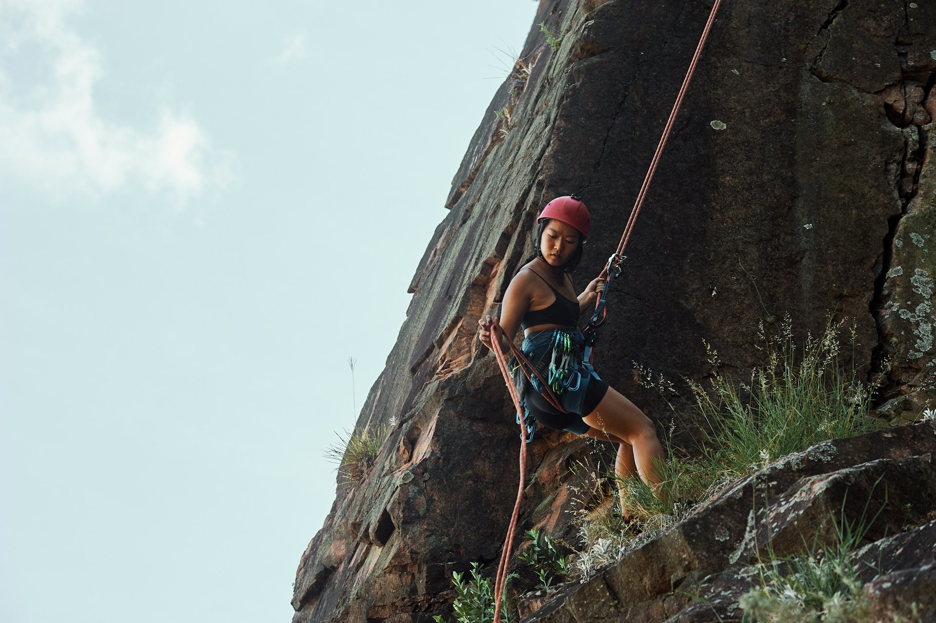 woman climbing | woman climbing