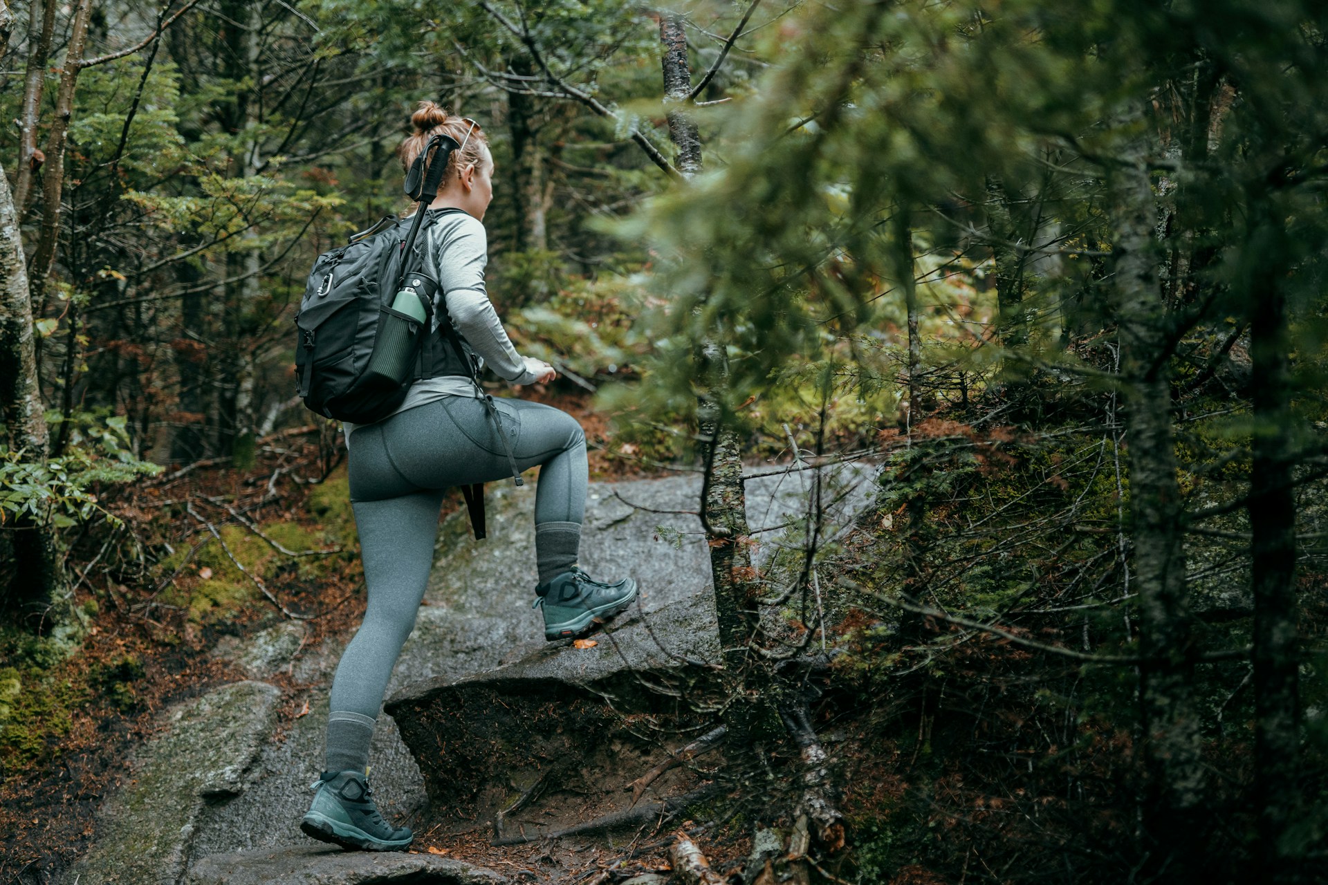 woman hiking | woman hiking