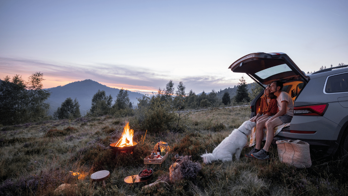 car-camping-campfire | 