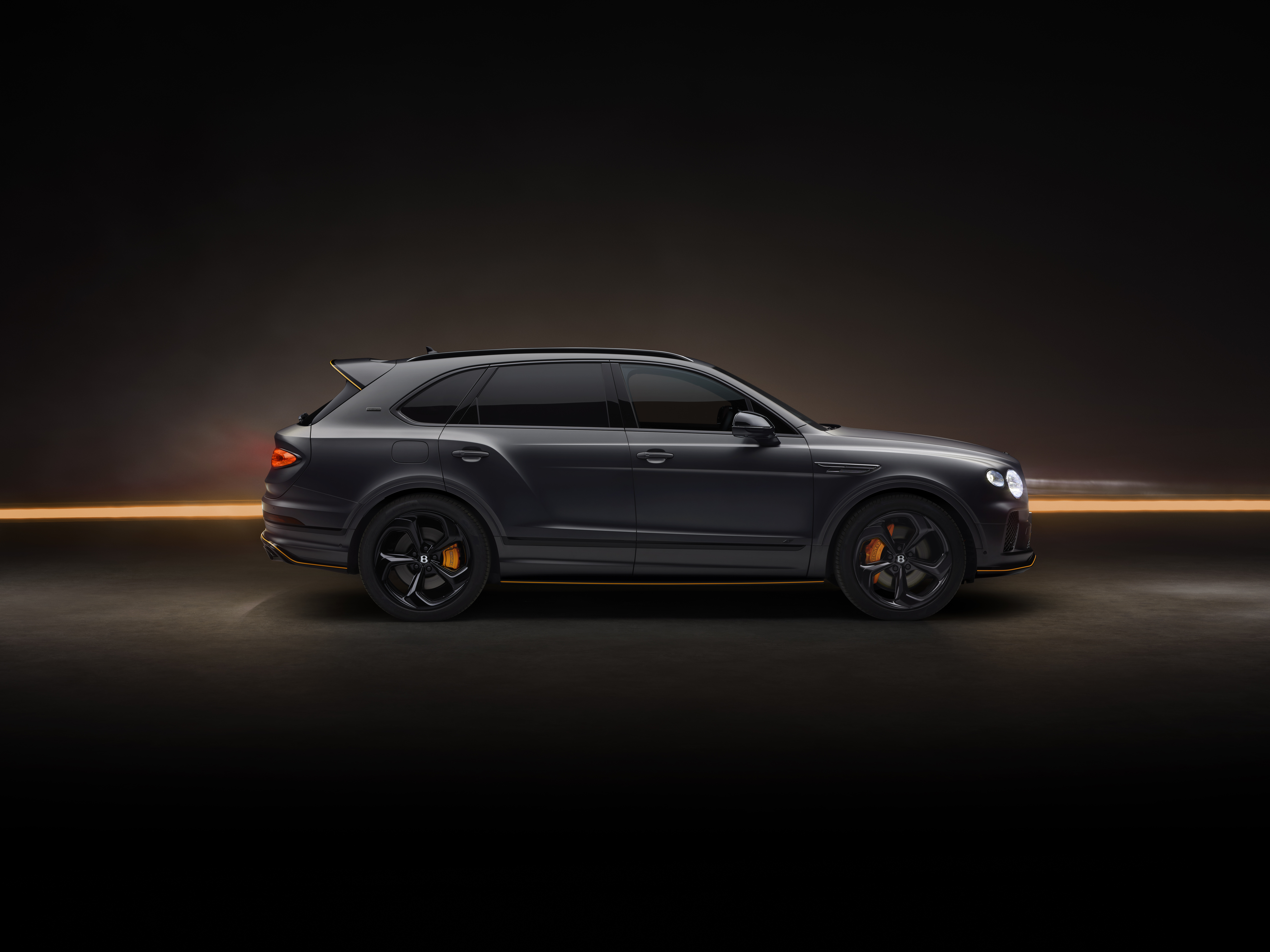 Bentley Bentayga Black edition