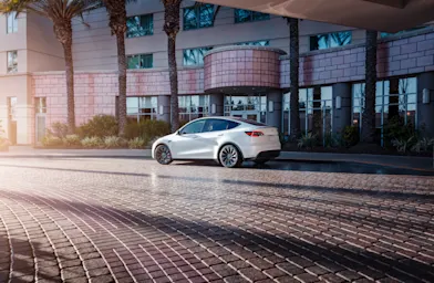  Which EVs Qualify for the full $7500 Tax Credit at Point of Purchase Starting January 2024?